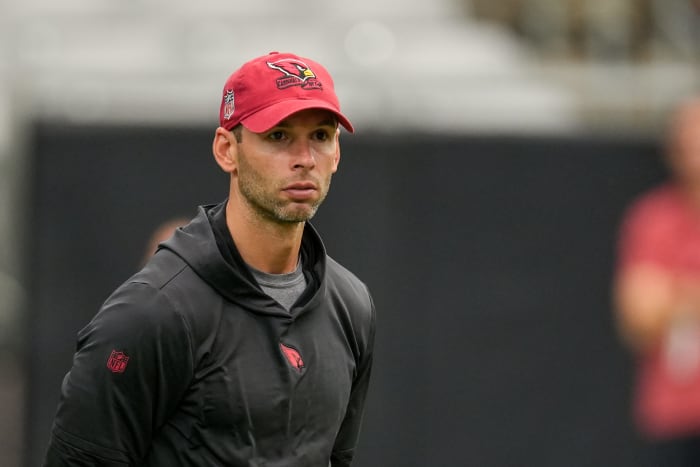 Jonathan Gannon is now the coach of the Arizona Cardinals. (Joel Angel Juarez/USA Today)